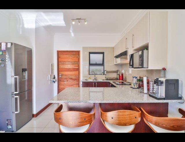 3 BEDROOM APARTMENT FOR SALE IN UMHLANGA RIDGE